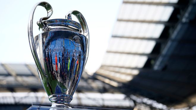 都能从容应 都能从容应